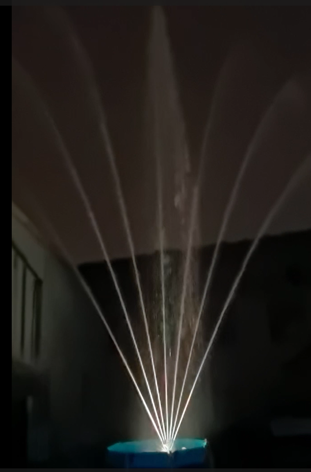 1.5HP Fantail Floating Fountain